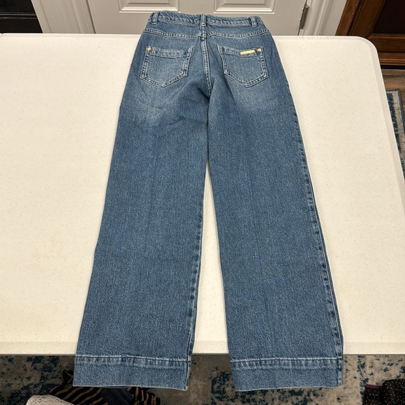 NWT Michael Kors Kids Wide Leg Jeans with Chain - Picture 5 of 7